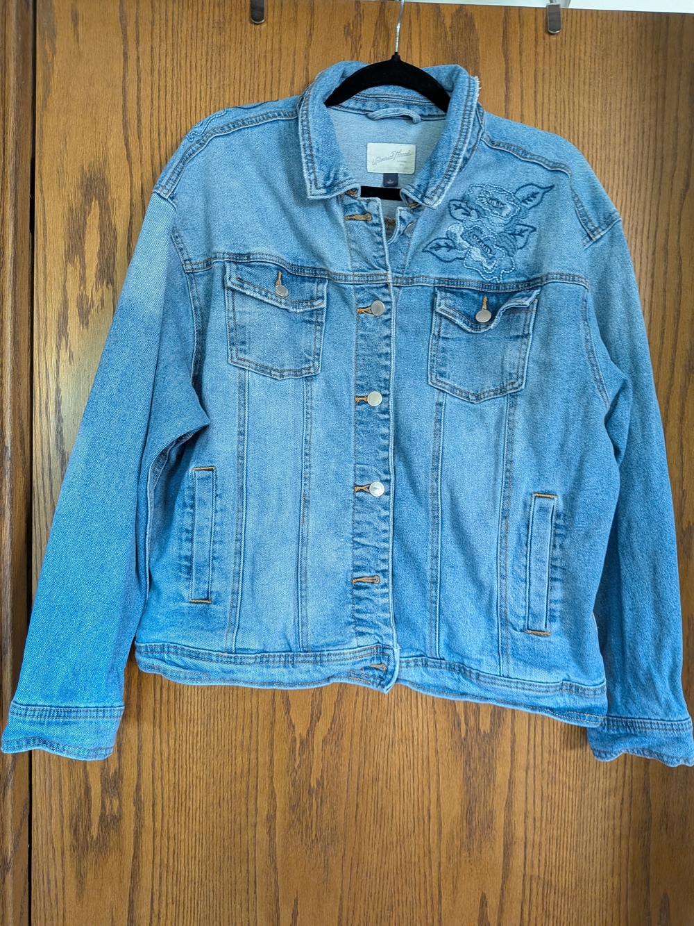 Universal Thread Embroidered Light Blue Denim Jacket - Women